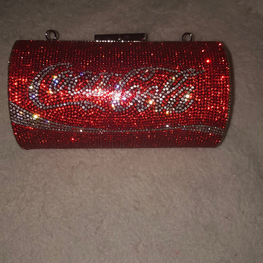 COPY - Coke clutch purse